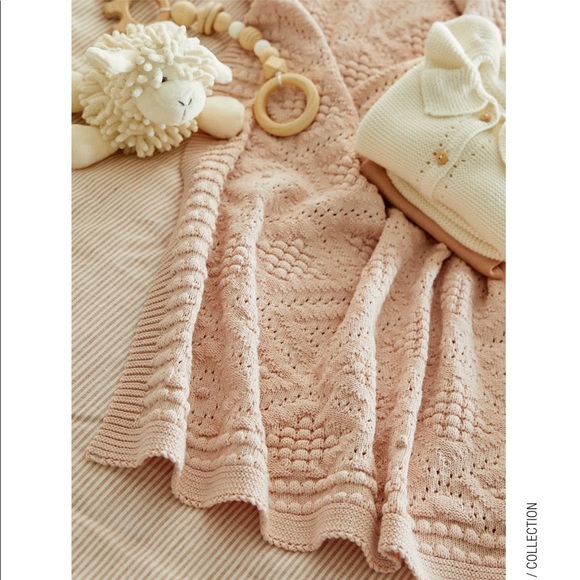 Zara Other - Textured cotton blanket